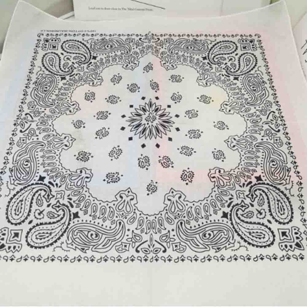 メンズ用、55cm×55cmのペイズリー柄ヘッドラップ。グラ - Handkerchief Cotton Men のレビューと価格